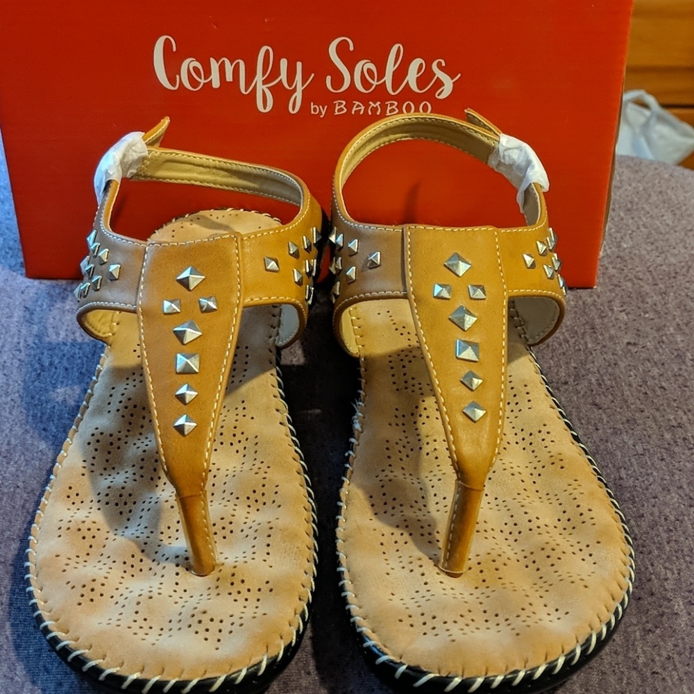 Beige studded comfy sandals